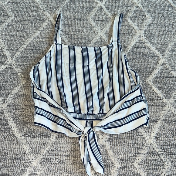 Striped buttoned down tank top - Picture 2 of 4
